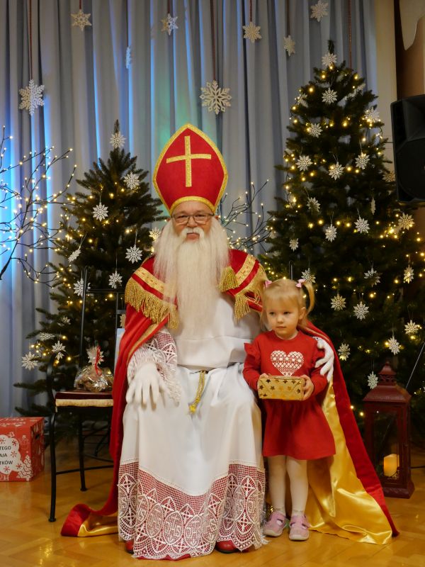 Święty Mikołaj w grupie 3 latków - zdjęcie 25