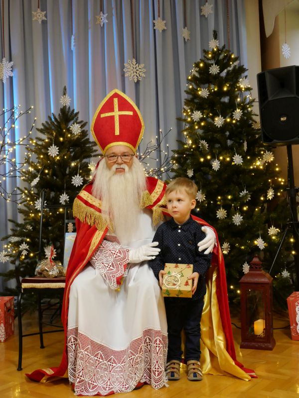 Święty Mikołaj w grupie 3 latków - zdjęcie 4