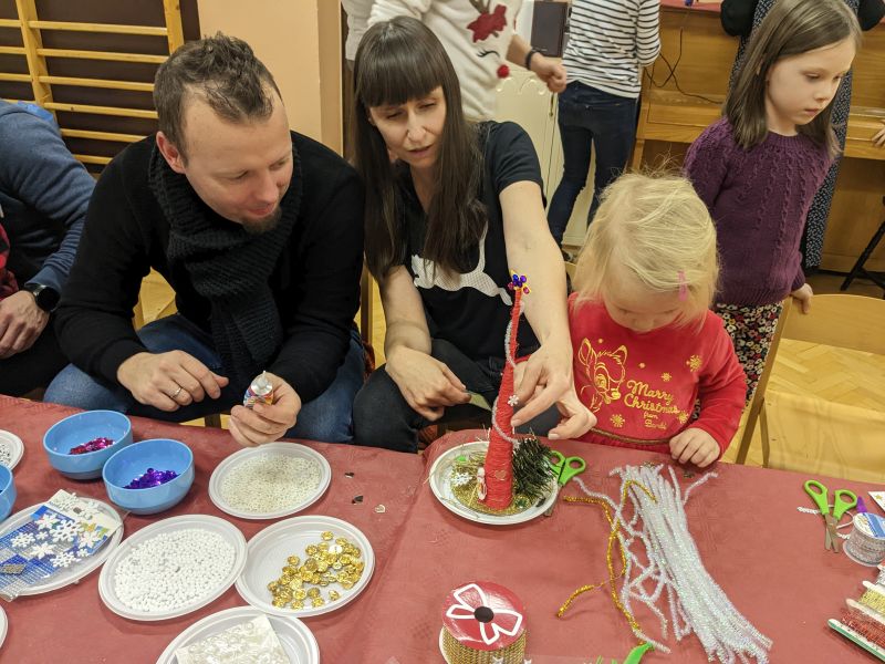 Świąteczne warsztaty 3 latków - zdjęcie 6