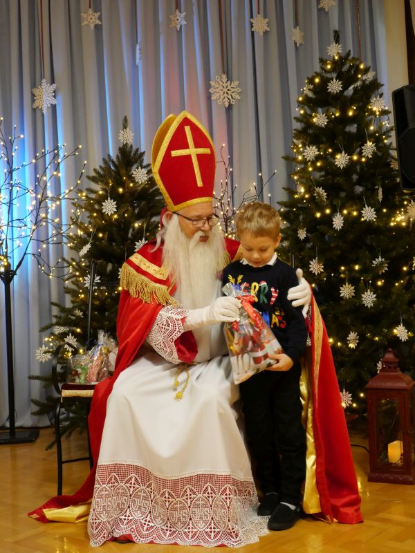 Święty Mikołaj w grupie 5 latków - zdjęcie 25