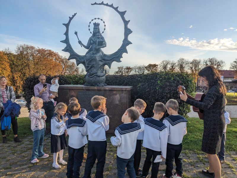 Z wizytą u Matki Bożej - zdjęcie 40