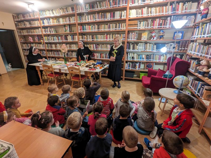 Spotkanie z Panią  Ewą Stadtmuller - zdjęcie 13