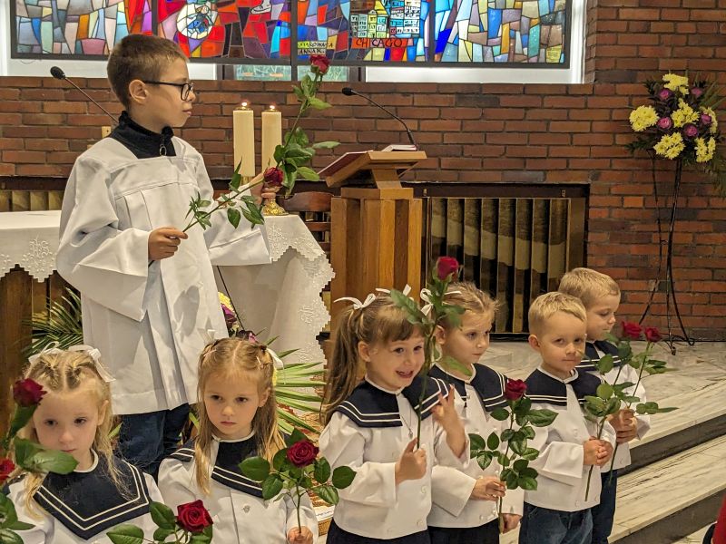 Ofiarujmy różaniec Maryi - zdjęcie 17