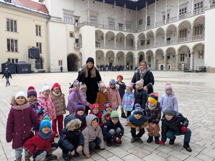 Wycieczka na Zamek Królewski na Wawelu grupy 5 latków